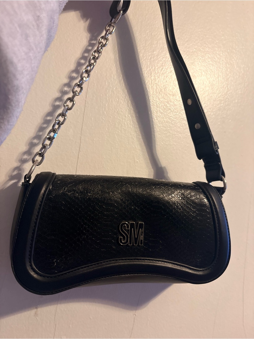 Steve Madden Black Faux Snake-Embossed Shoulder Bag with Chain